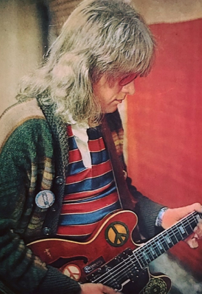 Alvin Lee Playing Big Red with the Tenth Sticker Addition